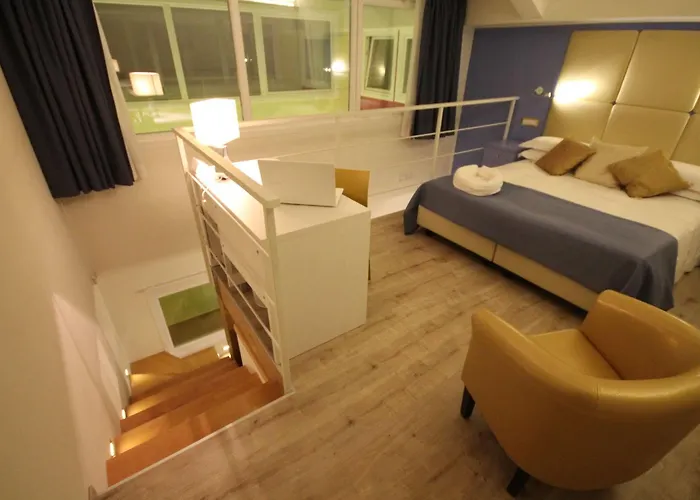 Tango Hotel