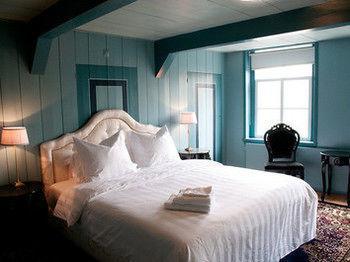 Hotel Tango